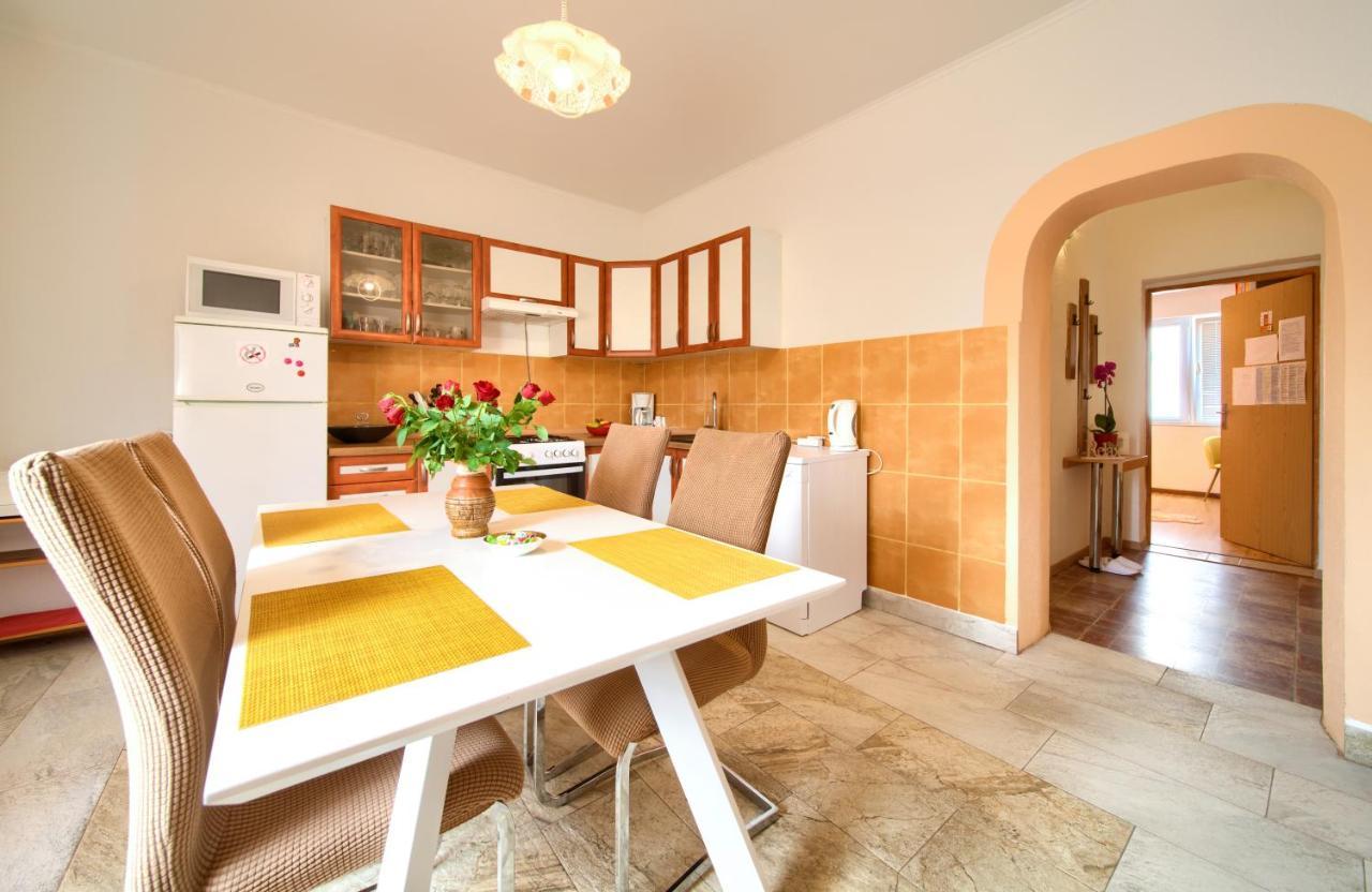 Apartmani Sabina Фужине Экстерьер фото