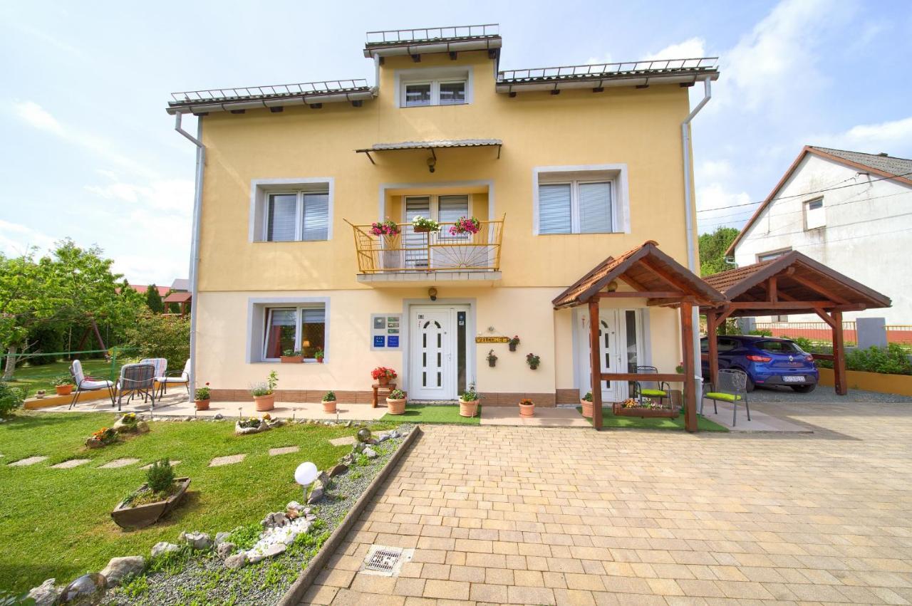 Apartmani Sabina Фужине Экстерьер фото